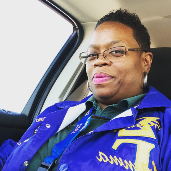 Meet your Posher, Tiffany - Picture 2 of 8